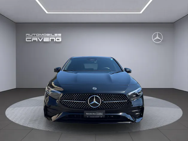 MERCEDES-BENZ A 200 7G-DCT