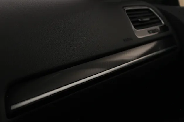 VW Golf 2.0 TSI R 4Motion DSG | Digital-Tacho | Totwinkelassist. | Distanzregler | RF-Kamera |