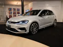 VW Golf 2.0 TSI R 4Motion DSG | Digital-Tacho | Totwinkelassist. | Distanzregler | RF-Kamera |