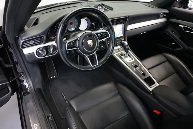 PORSCHE 911 Targa 4S