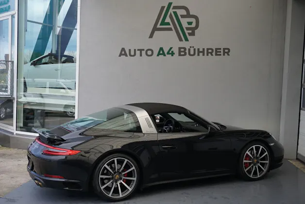 PORSCHE 911 Targa 4S