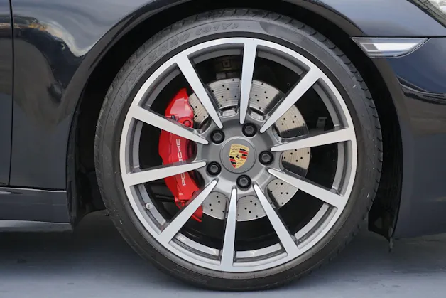PORSCHE 911 Targa 4S