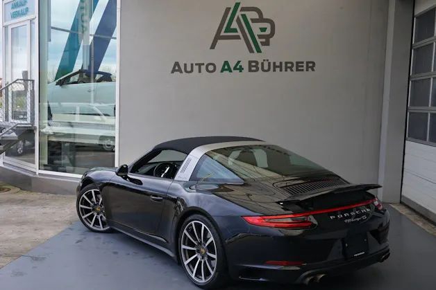 PORSCHE 911 Targa 4S