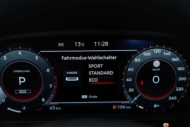 NISSAN Juke 1.0 DIG-T N-Connecta DCT-Automat