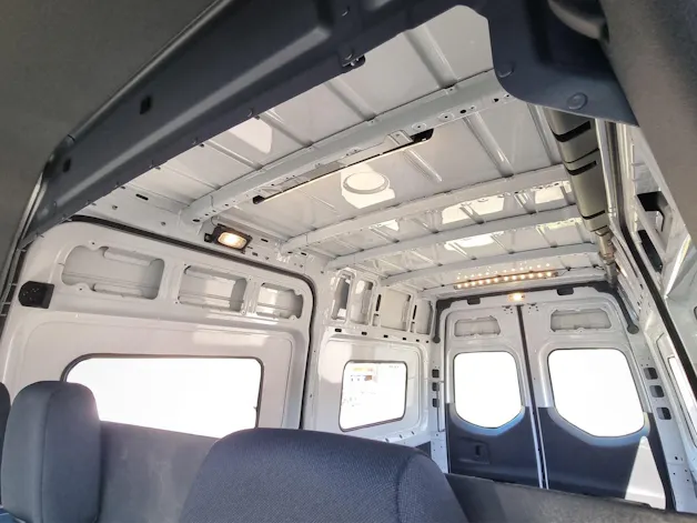 MERCEDES-BENZ eSprinter 320 56kWh StPro