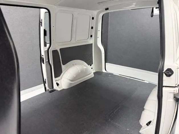 VW T6.1 2.0 TDI DSG • Schiebetüren links & rechts