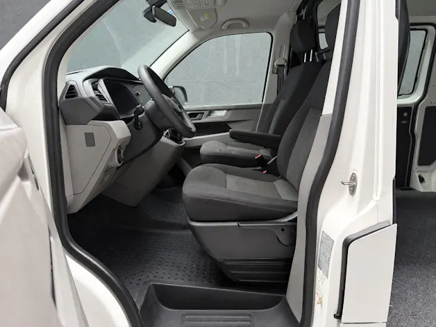 VW T6.1 2.0 TDI DSG • Schiebetüren links & rechts