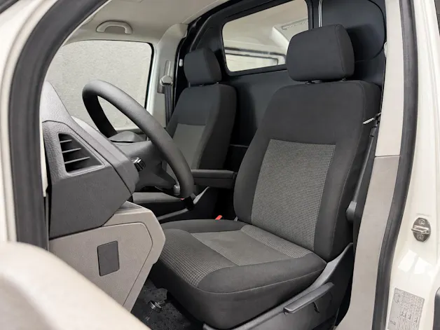 VW T6.1 2.0 TDI DSG • Schiebetüren links & rechts