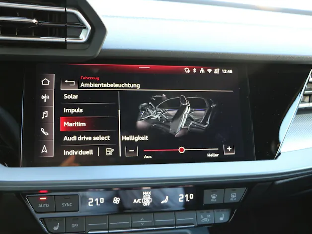 AUDI A3 Sportback TFSI 110 kW S line S tronic