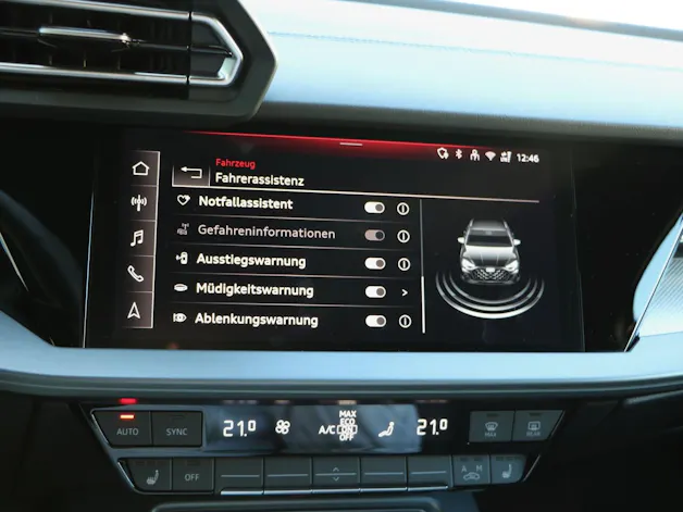 AUDI A3 Sportback TFSI 110 kW S line S tronic