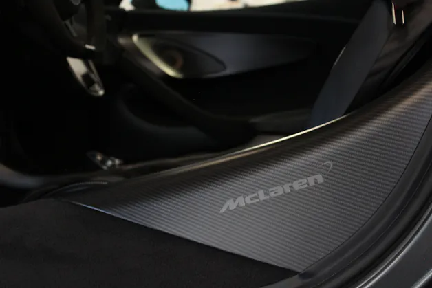 McLaren 570S Coupé 3.8 V8 SSG Schmohl Service | Full Carbon Exterieur-Paket | Liftsystem | Carbon Umbau 600LT | Bowers & Wilkins |