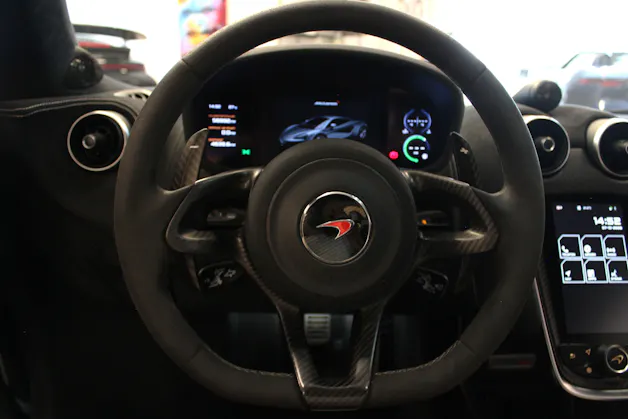 McLaren 570S Coupé 3.8 V8 SSG Schmohl Service | Full Carbon Exterieur-Paket | Liftsystem | Carbon Umbau 600LT | Bowers & Wilkins |