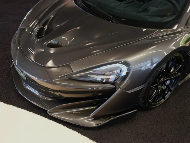 McLaren 570S Coupé 3.8 V8 SSG Schmohl Service | Full Carbon Exterieur-Paket | Liftsystem | Carbon Umbau 600LT | Bowers & Wilkins |