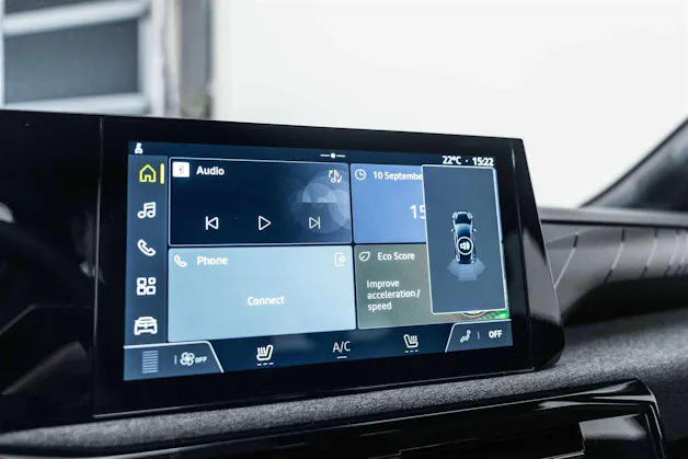 RENAULT RENAULT Clio 1.2 TCe Evolution NEUES MODELL EDC-Automat