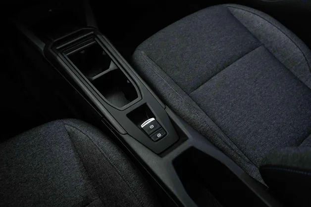 RENAULT RENAULT Clio 1.2 TCe Evolution NEUES MODELL EDC-Automat