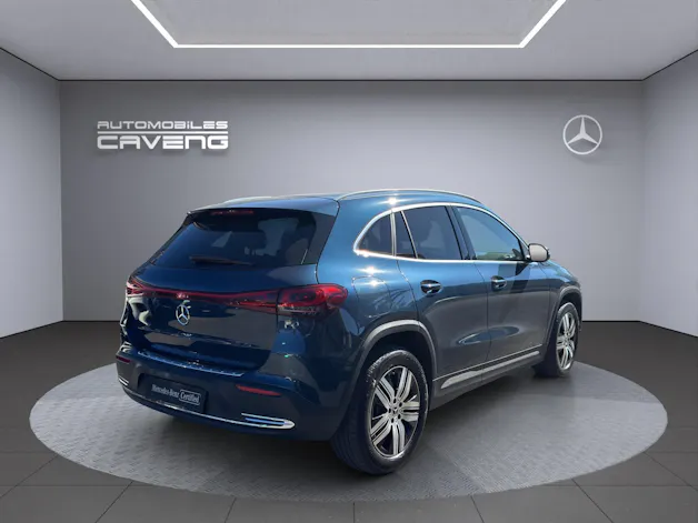 MERCEDES-BENZ EQA 250
