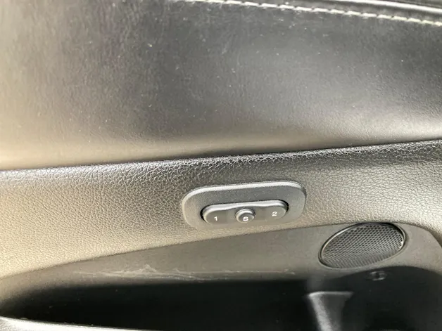 JEEP Grand Cherokee 6.4 V8 HEMI SRT8 Automatic mit Anhängerkupplung