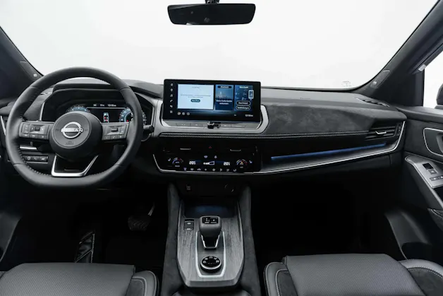 NISSAN NISSAN Qashqai 1.3 DIG-T MHEV Tekna+ 4x4 Xtronic-Automat
