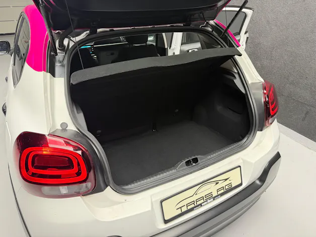 CITROEN C3 1.2i PureTech Shine EAT6 • Herstellergarantie