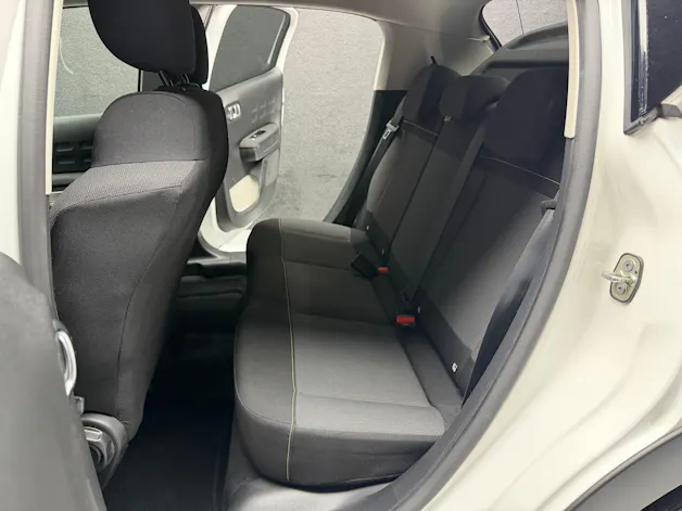 CITROEN C3 1.2i PureTech Shine EAT6 • Herstellergarantie