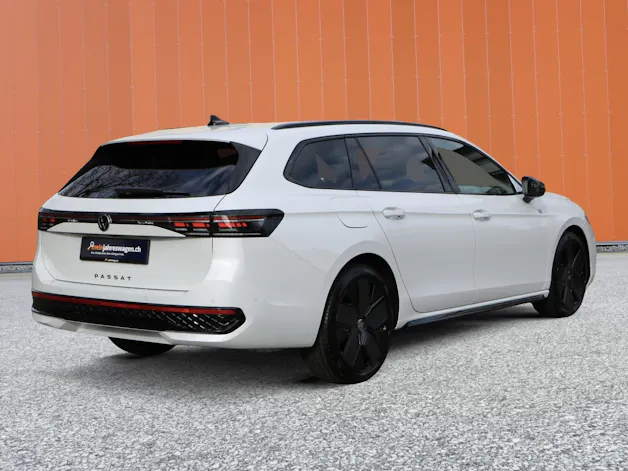 VW Passat Variant 2.0 TSI evo4 R-Line 4 Motion DSG