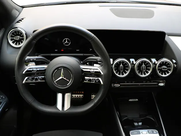 MERCEDES-BENZ GLA 250 4Matic 8G-DCT AMG-Line Edition Pack