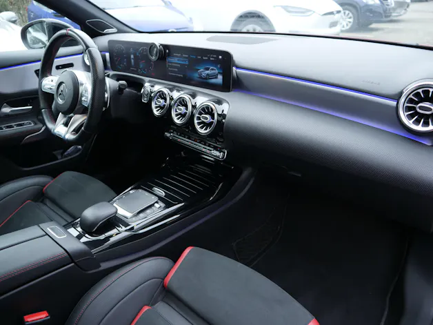MERCEDES-BENZ A 35 AMG 4Matic Speedshift