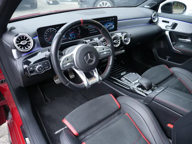 MERCEDES-BENZ A 35 AMG 4Matic Speedshift