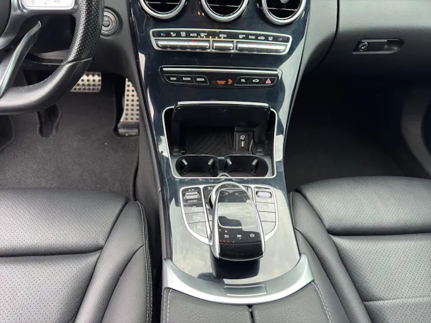 MERCEDES-BENZ C 200 Swiss Star AMG Line 4M 9G-Tronic