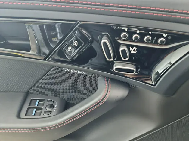 Jaguar F-Type Convertible 5.0 V8 R75 AWD