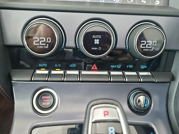 Jaguar F-Type Convertible 5.0 V8 R75 AWD