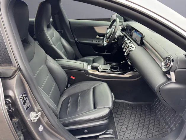 MERCEDES-BENZ CLA Shooting Brake 35 AMG 4Matic 7G-DCT
