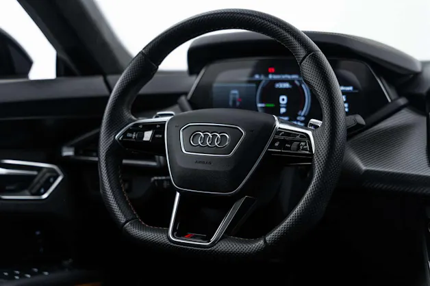 AUDI Audi RS e-tron GT