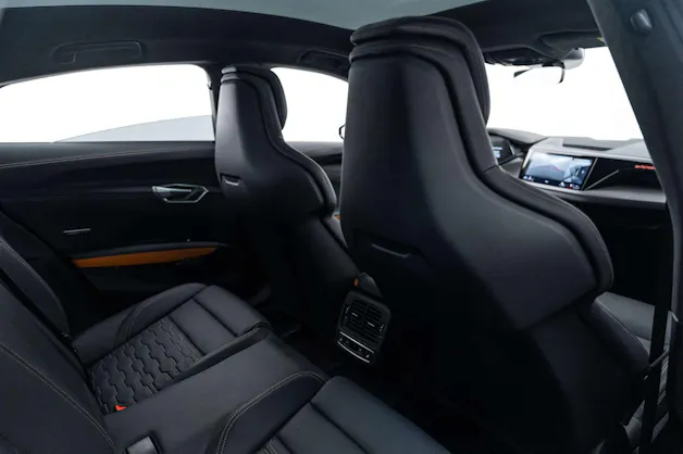 AUDI Audi RS e-tron GT