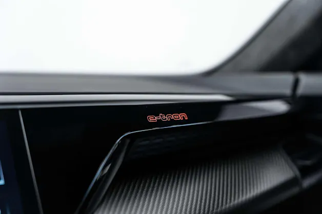 AUDI Audi RS e-tron GT