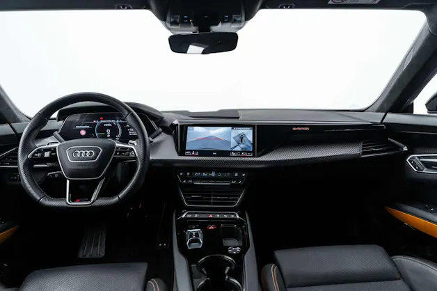 AUDI Audi RS e-tron GT