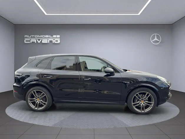 PORSCHE Cayenne E-Hybrid