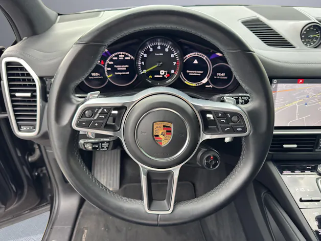 PORSCHE Cayenne E-Hybrid