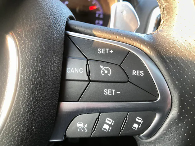 JEEP Grand Cherokee 6.4 V8 HEMI SRT8 Automatic