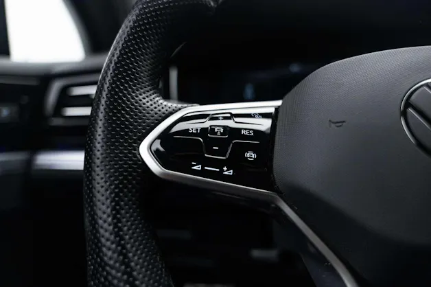 VW Touareg 3.0 TDI R Line Innovision 286PS