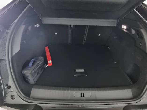 PEUGEOT 3008 145 1.2 Hybrid GT Automat