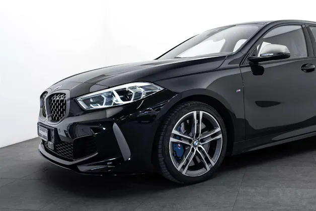 BMW M135i xDrive Steptronic 306PS