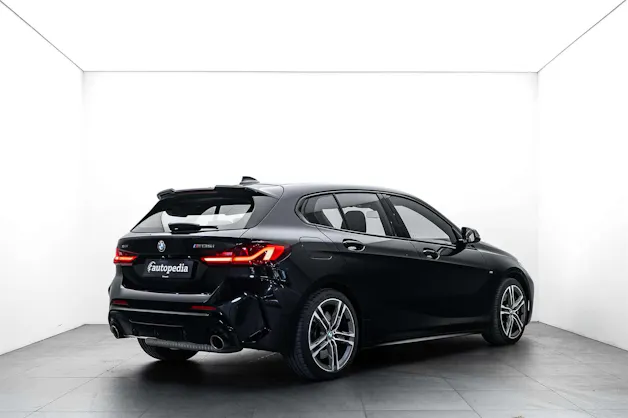 BMW M135i xDrive Steptronic 306PS