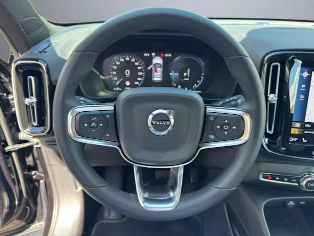 VOLVO XC40 T5 PHEV Ultimate Dark DCT
