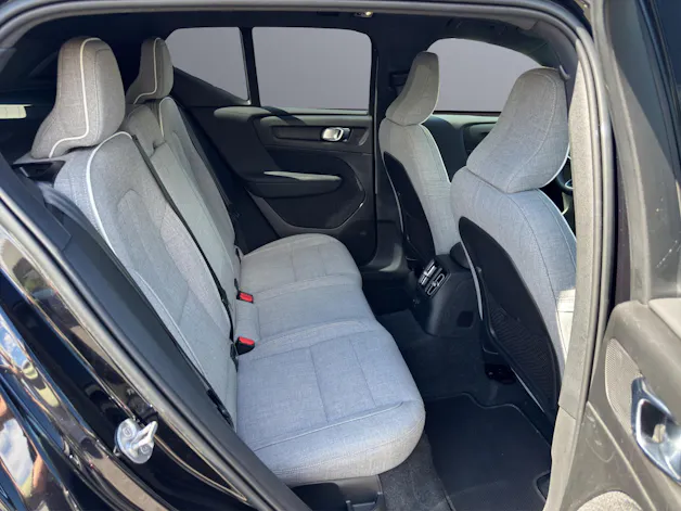 VOLVO XC40 T5 PHEV Ultimate Dark DCT
