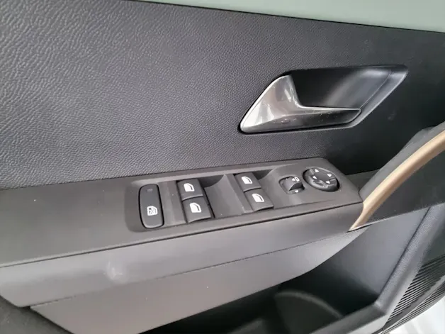 LANCIA Ypsilon Elektro 156