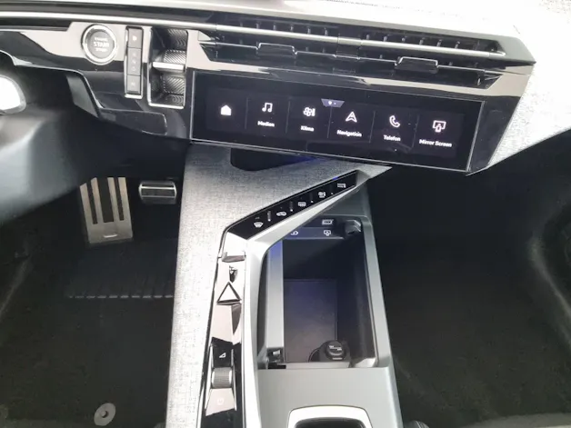 PEUGEOT 3008 145 Hybrid GT Automat Anhängekupplung