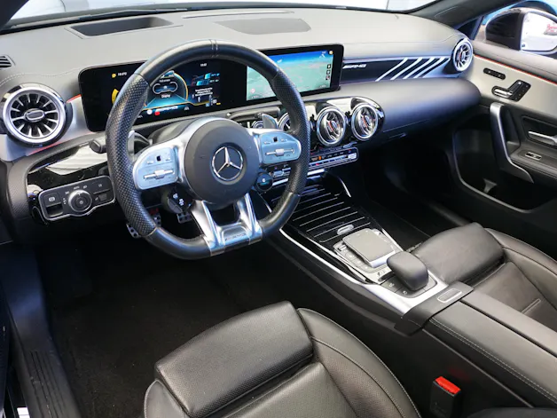MERCEDES-BENZ A 35 AMG 4Matic 306PS Neupreis über Fr. 80`000.--