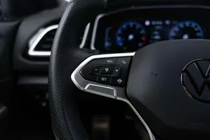 VW VW T-Roc 1.5 TSi EVO R-Line DSG-Automat
