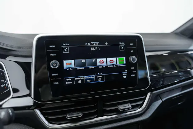 VW VW T-Roc 1.5 TSi EVO R-Line DSG-Automat
